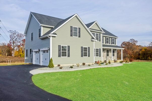 Attached, Exterior, Facade, Farmhouse