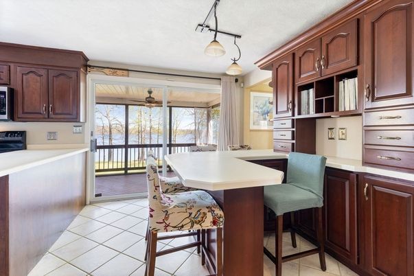 Dining room, Interior, Kitchen, Pendant Lights, Water
