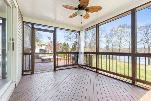 Interior, Sun Room, Wood Texture Flooring
