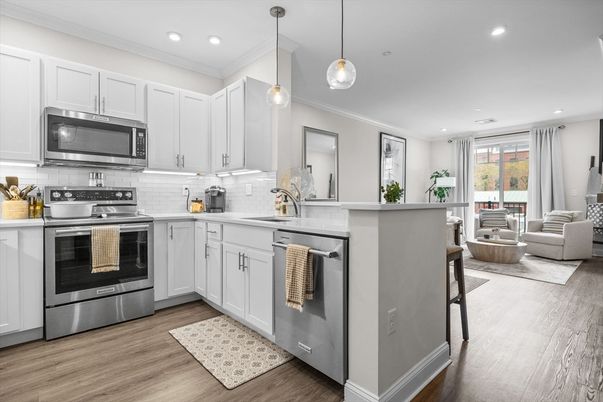 Interior, Kitchen, Living room, Pendant Lights, Recessed Lighting, Stainless Steel Appliances, Wood Texture Flooring