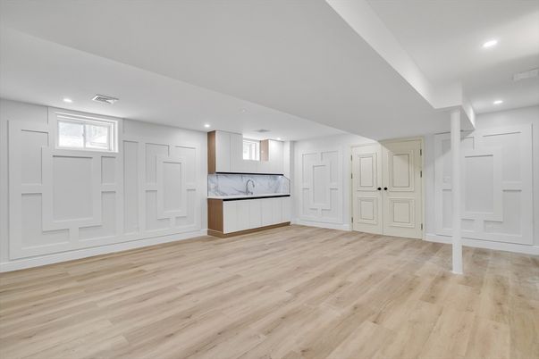 Empty room, Interior, Marble Walls, Recessed Lighting, Wood Texture Flooring