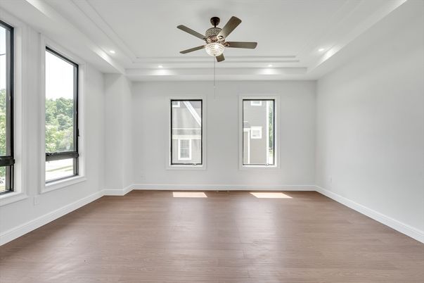 Empty room, Interior, Recessed Lighting, Wood Texture Flooring