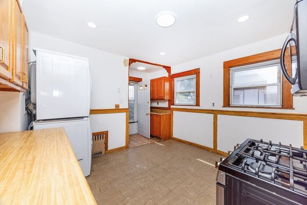 Interior, Kitchen, Recessed Lighting, Wood Texture Flooring