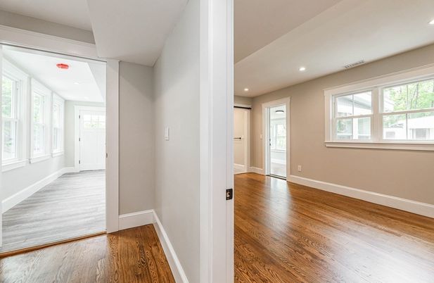 Empty room, Interior, Recessed Lighting, Wood Texture Flooring
