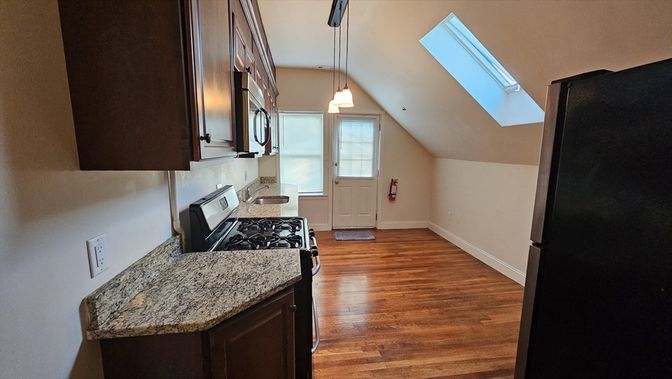 Interior, Kitchen, Pendant Lights, Wood Texture Flooring