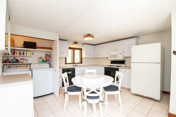 Dining room, Interior, Kitchen