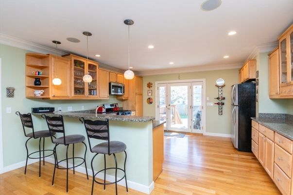 Interior, Kitchen, Pendant Lights, Recessed Lighting, Wood Texture Flooring