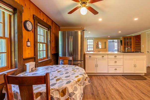 Dining room, Interior, Kitchen, Recessed Lighting, Wood Texture Flooring