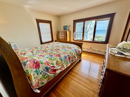 Bedroom, Interior, Water, Wood Texture Flooring