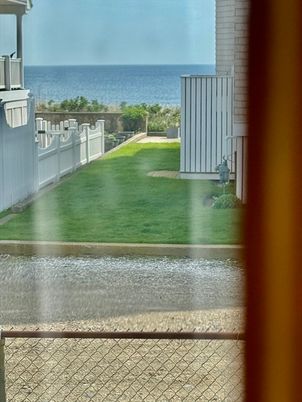 Exterior, Water