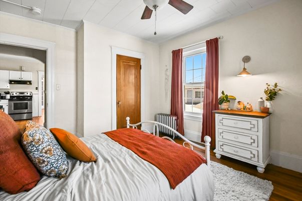 Bedroom, Interior, Kitchen, Stainless Steel Appliances, Wood Texture Flooring