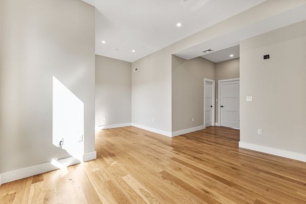 Empty room, Interior, Recessed Lighting, Wood Texture Flooring