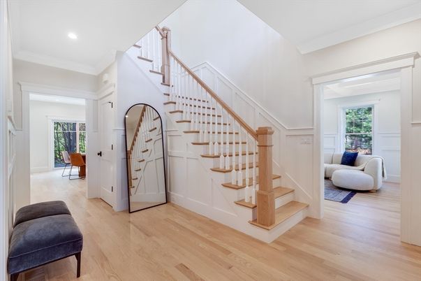 Interior, Recessed Lighting, Wood Texture Flooring