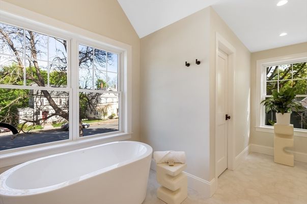 Bathroom, Free Standing Baths, Interior, Recessed Lighting
