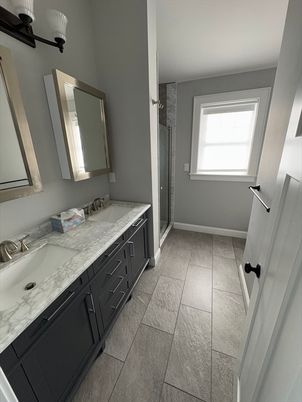 Bathroom, Dual Sink Vanities, Interior