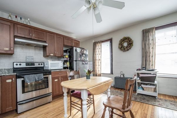 Dining room, Interior, Kitchen, Stainless Steel Appliances, Wood Texture Flooring