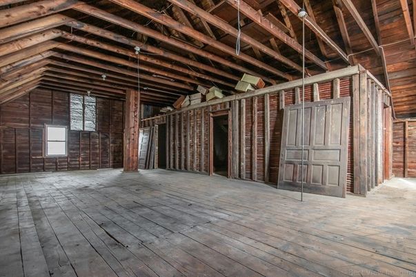 Empty room, Interior, Wooden Beams, Wooden Ceilings, Wood Texture Flooring, Wooden Walls