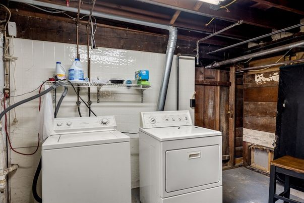 Interior, Utility Closets, Washer