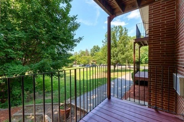 Exterior, Wood Texture Flooring