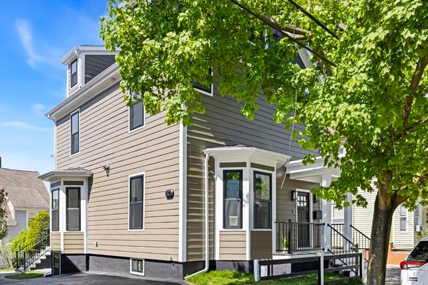 Exterior, Facade, None
