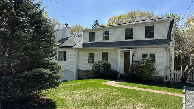 Attached, Exterior, Facade, Solar Panels, Georgian