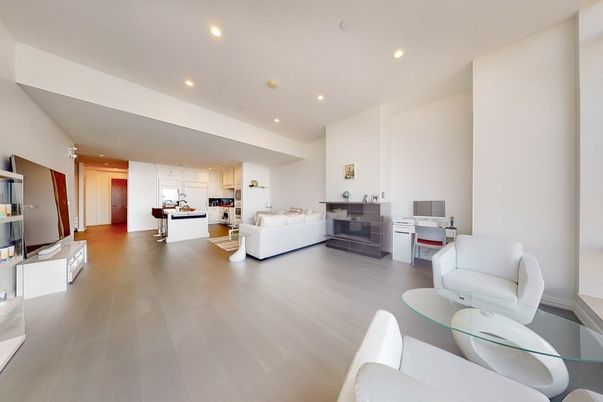 Interior, Kitchen, Living room, Recessed Lighting, Wood Texture Flooring