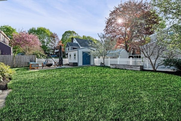 Backyard, Exterior, Playground