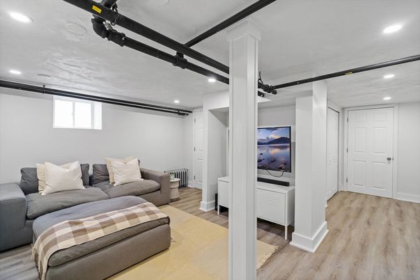 Interior, Living room, Recessed Lighting, Wood Texture Flooring