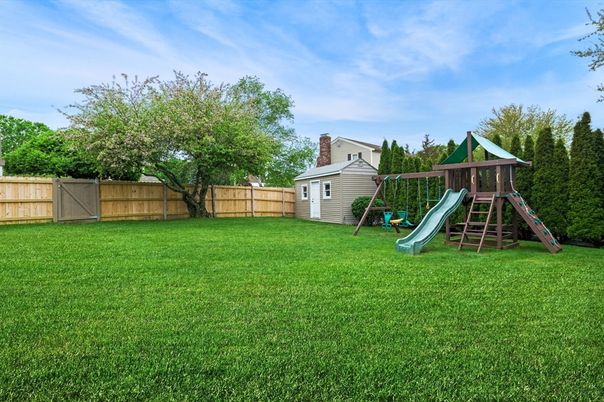 Backyard, Exterior, Playground