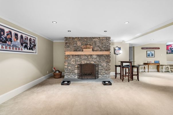 Fireplace, Interior, Recessed Lighting