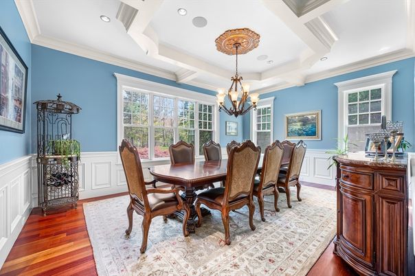 Chandelier, Dining room, Interior, Recessed Lighting, Wood Texture Flooring