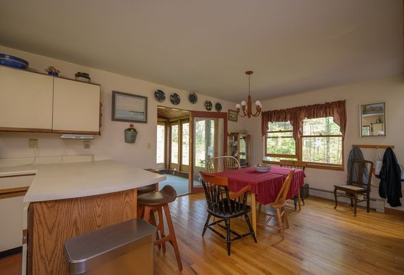 Chandelier, Dining room, Interior, Pendant Lights, Wood Texture Flooring