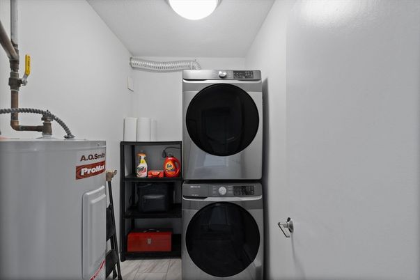 Interior, Recessed Lighting, Utility Closets, Washer, Wood Texture Flooring