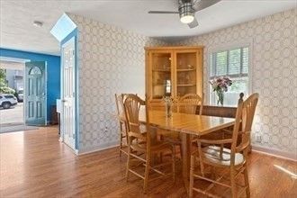 Dining room, Interior, Wood Texture Flooring