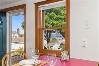 Dining room, Interior