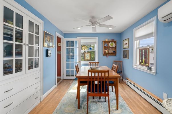 Dining room, Interior, Recessed Lighting, Wood Texture Flooring