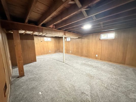Empty room, Interior, Wooden Beams, Wooden Ceilings, Wooden Walls