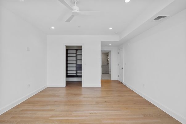Empty room, Interior, Recessed Lighting, Wood Texture Flooring