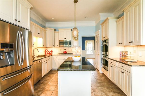 Interior, Kitchen, Pendant Lights, Recessed Lighting, Stainless Steel Appliances