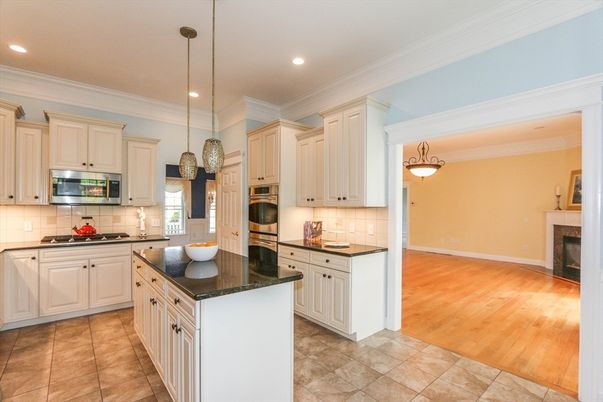 Fireplace, Interior, Kitchen, Pendant Lights, Recessed Lighting, Wood Texture Flooring
