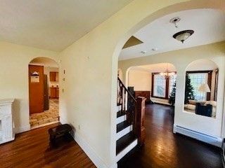 Chandelier, Interior, Wood Texture Flooring