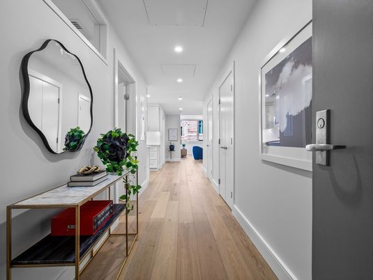 Interior, Recessed Lighting, Wood Texture Flooring