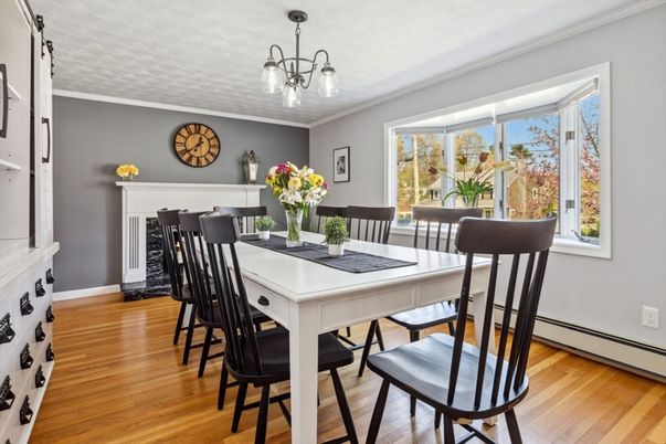 Dining room, Fireplace, Interior, Pendant Lights, Wood Texture Flooring