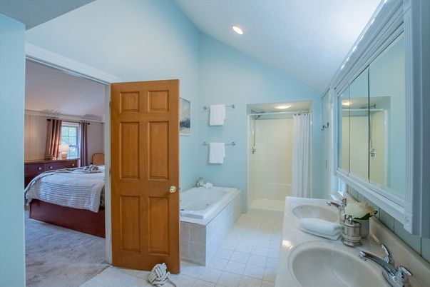Bathroom, Bedroom, Dual Sink Vanities, Interior, Recessed Lighting