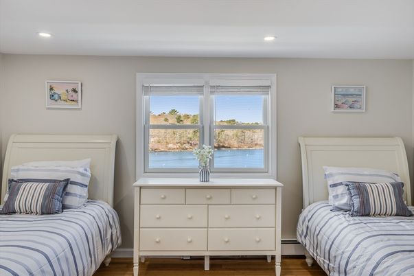 Bedroom, Interior, Recessed Lighting, Water, Wood Texture Flooring