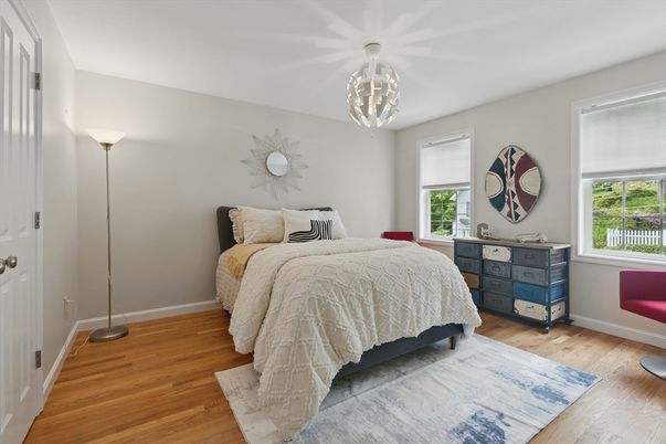 Bedroom, Interior, Pendant Lights, Wood Texture Flooring