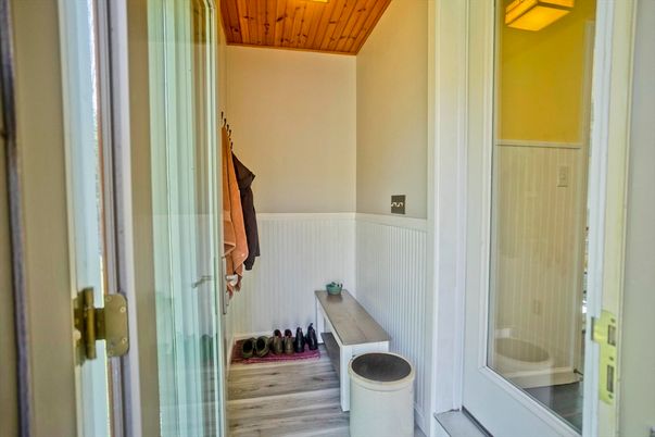 Interior, Recessed Lighting, Wooden Ceilings, Wood Texture Flooring