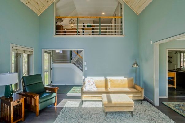 Interior, Recessed Lighting, Wood Texture Flooring