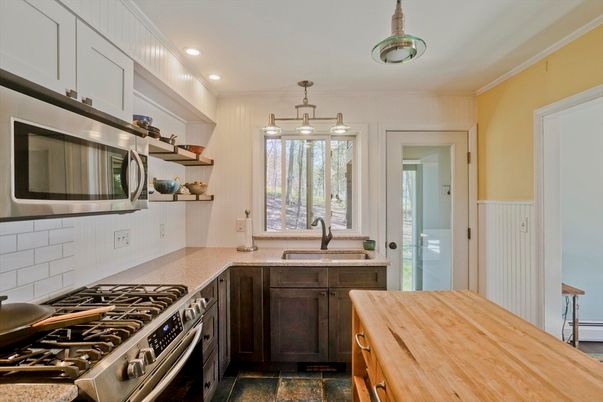 Interior, Kitchen, Pendant Lights, Recessed Lighting, Stainless Steel Appliances