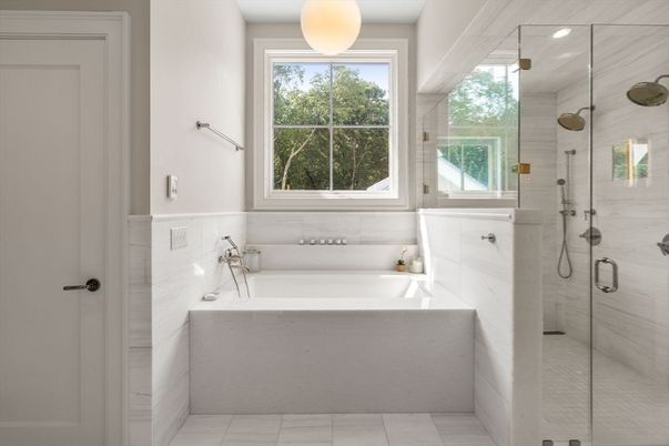 Bathroom, Glass Shower, Interior, Pendant Lights, Recessed Lighting